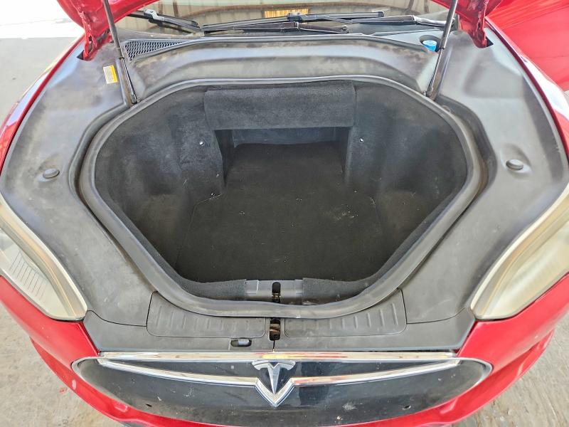 Продажа на аукционе авто 2015 Tesla Model S, vin: 5YJSA1H1XFFP70645, номер лота: 62038386