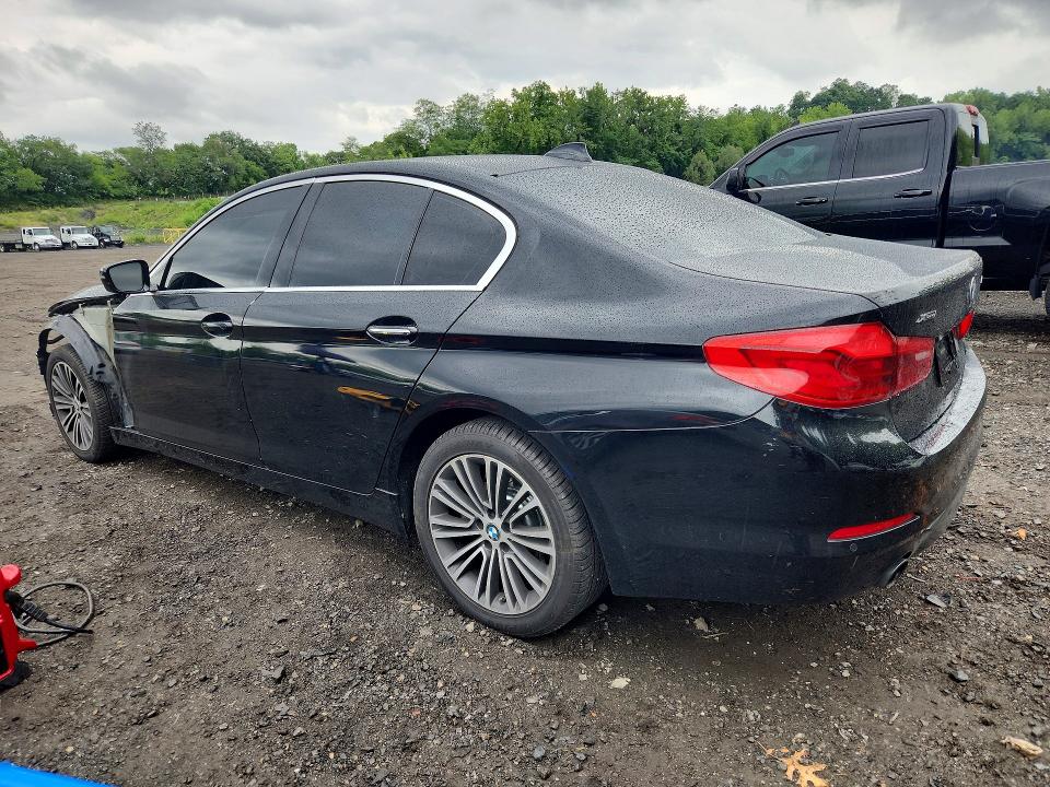 60693096 :رقم المزاد ، WBAJA7C51JWA72440 vin ، 2018 Bmw 530 مزاد بيع