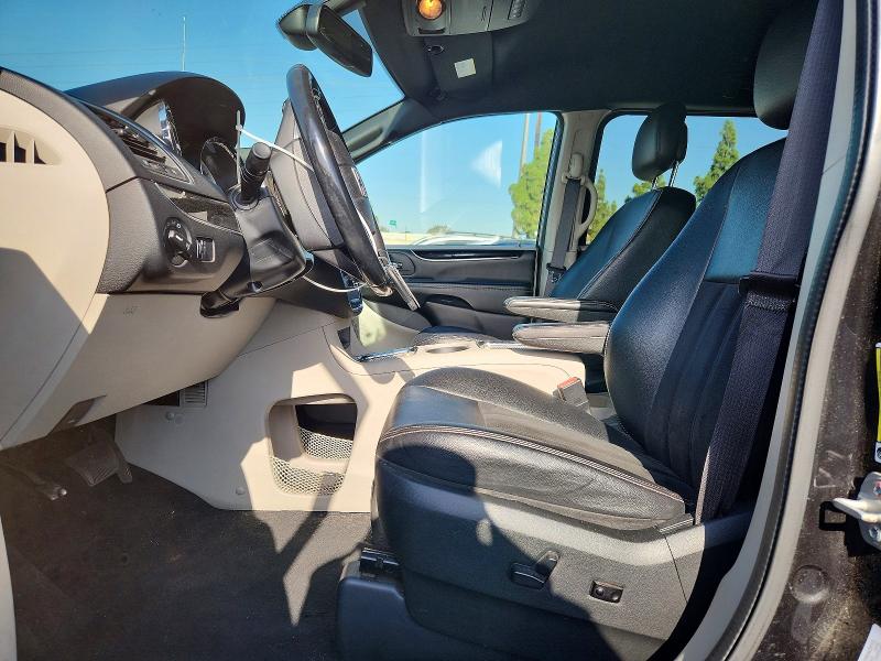62479556 :رقم المزاد ، 2C4RDGCG1KR642913 vin ، 2019 Dodge Grand Caravan مزاد بيع