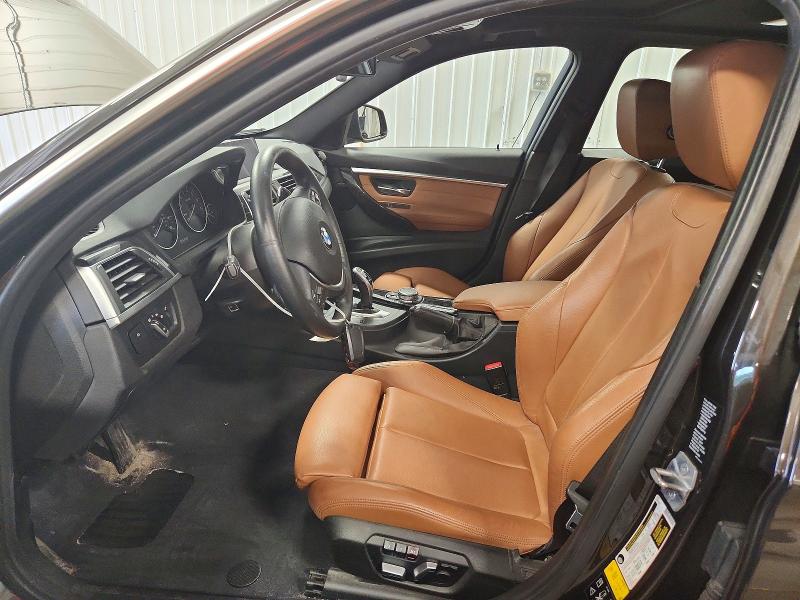 85609065 :رقم المزاد ، WBA8D9G37HNU61820 vin ، 2017 Bmw 330 مزاد بيع