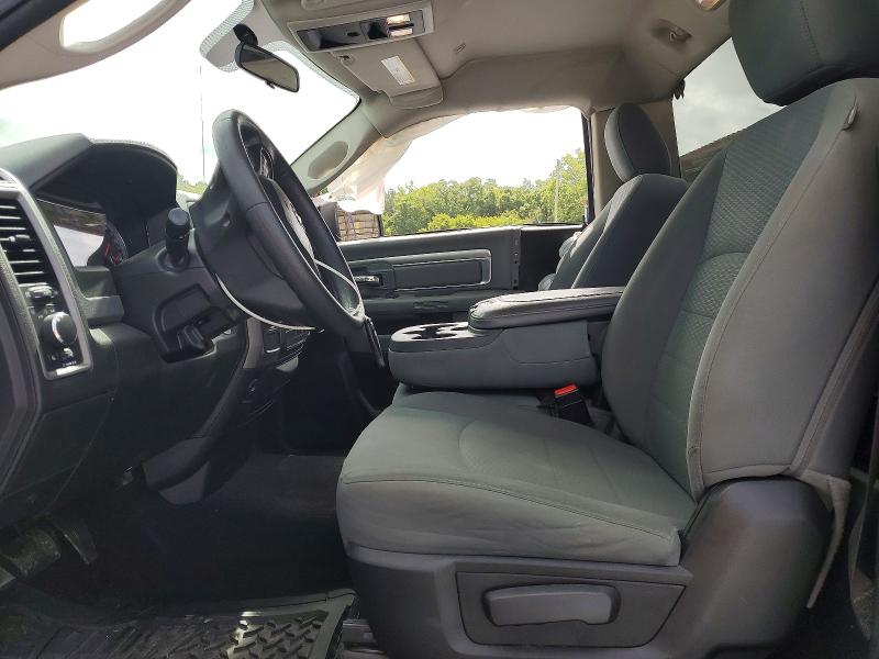62401166 :رقم المزاد ، 3C6JR6AGXKG511293 vin ، 2019 Ram 1500 Classic مزاد بيع