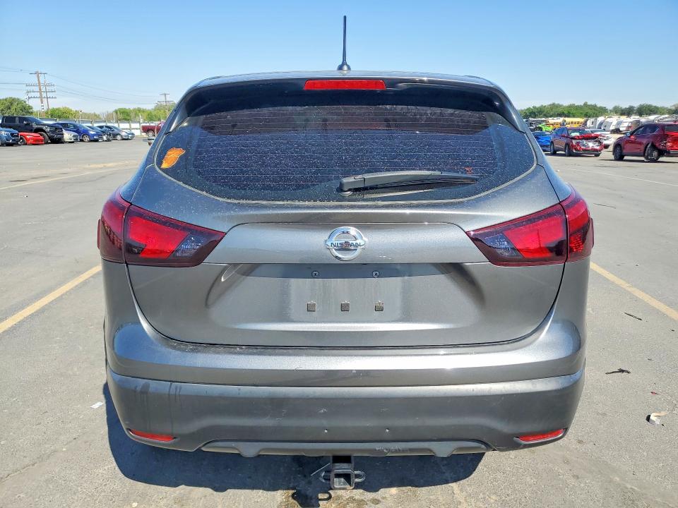 Продаж на аукціоні авто 2018 Nissan Rogue Sport, vin: JN1BJ1CRXJW269212, номер лоту: 61053026