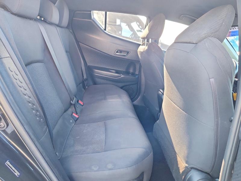 59218556 :رقم المزاد ، NMTKHMBX1JR015333 vin ، 2018 Toyota C-hr مزاد بيع