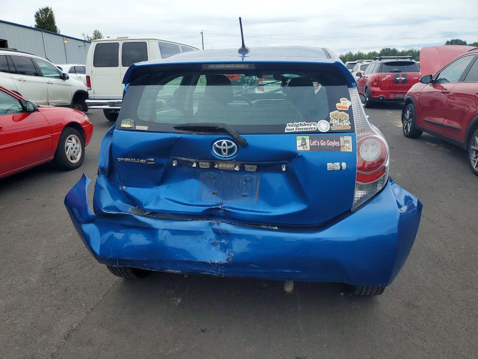 59725086 :رقم المزاد ، JTDKDTB3XC1014072 vin ، 2012 Toyota Prius C مزاد بيع