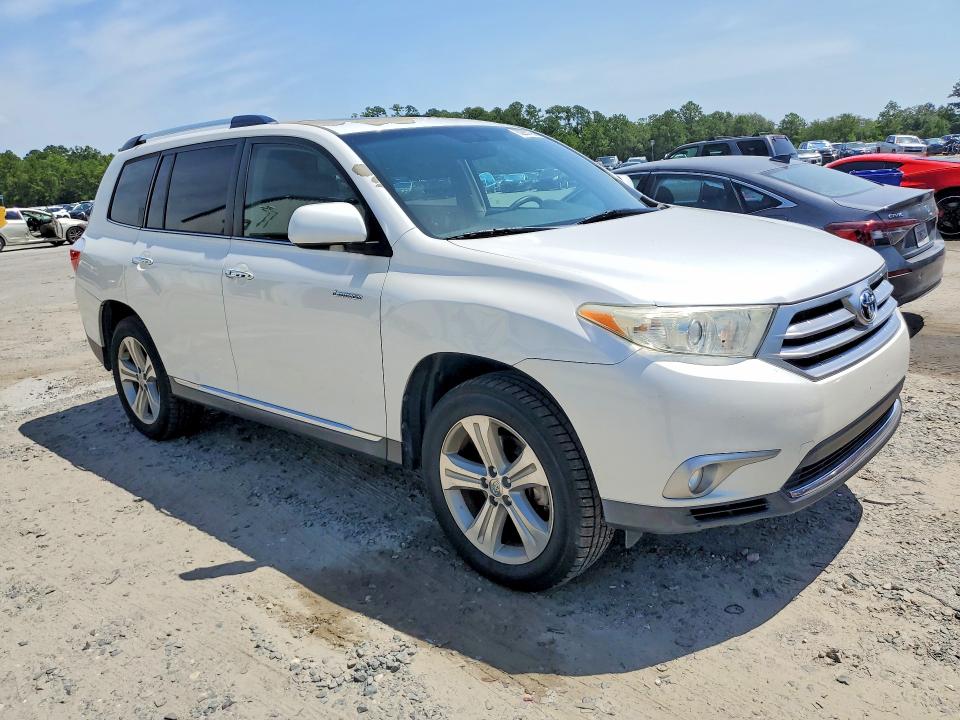 2013 Toyota Highlander მანქანა იყიდება აუქციონზე, vin: 5TDDK3EH8DS211008, აუქციონის ნომერი: 62283196