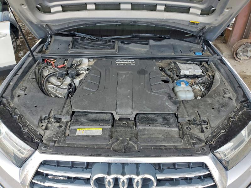 60800266 :رقم المزاد ، WA1LAAF7XHD004155 vin ، 2017 Audi Q7 مزاد بيع
