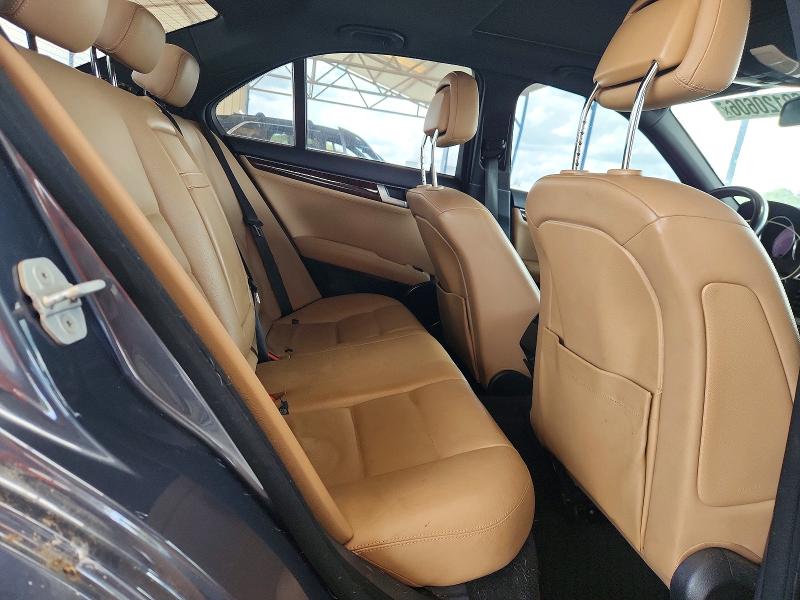 2013 Mercedes-benz C მანქანა იყიდება აუქციონზე, vin: WDDGF4HB9DA746267, აუქციონის ნომერი: 62120606