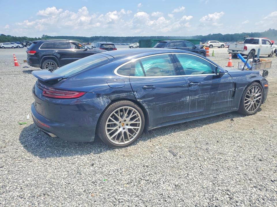 59539486 :رقم المزاد ، WP0AA2A77JL112397 vin ، 2018 Porsche Panamera مزاد بيع