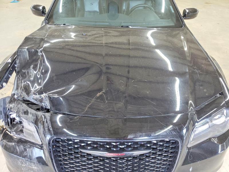Продажа на аукционе авто 2023 Chrysler 300, vin: 2C3CCABG0PH561037, номер лота: 61989386