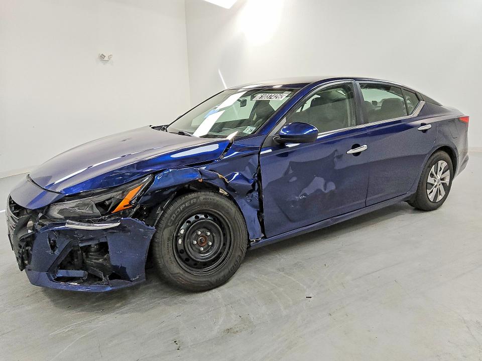 Продаж на аукціоні авто 2023 Nissan Altima, vin: 1N4BL4BV9PN398117, номер лоту: 61037426