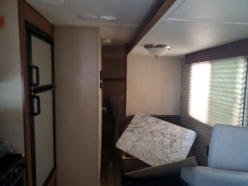 2018 Gulf Stream Conquest 298 Bds მანქანა იყიდება აუქციონზე, vin: 1NL1G3226J1132217, აუქციონის ნომერი: 60977706