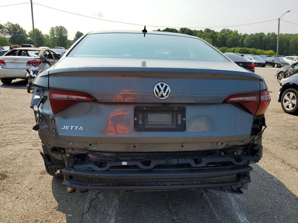 62811576 :رقم المزاد ، 3VWC57BU5KM154689 vin ، 2019 Volkswagen Jetta مزاد بيع