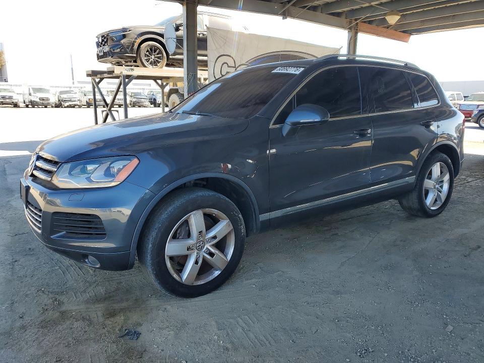 Auction sale of the 2012 Volkswagen Touareg, vin: WVGEK9BP9CD007231, lot number: 60892776