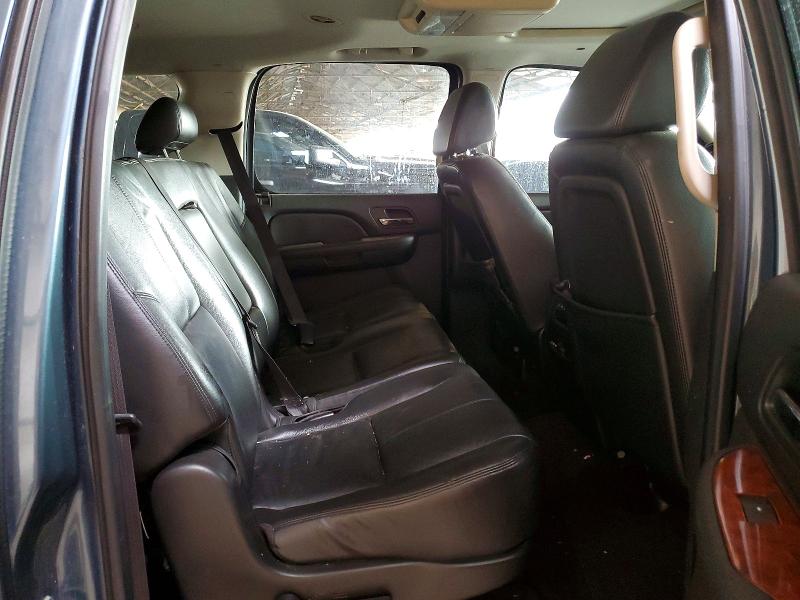 2008 Chevrolet Suburban მანქანა იყიდება აუქციონზე, vin: 3GNFC16088G209225, აუქციონის ნომერი: 61366976