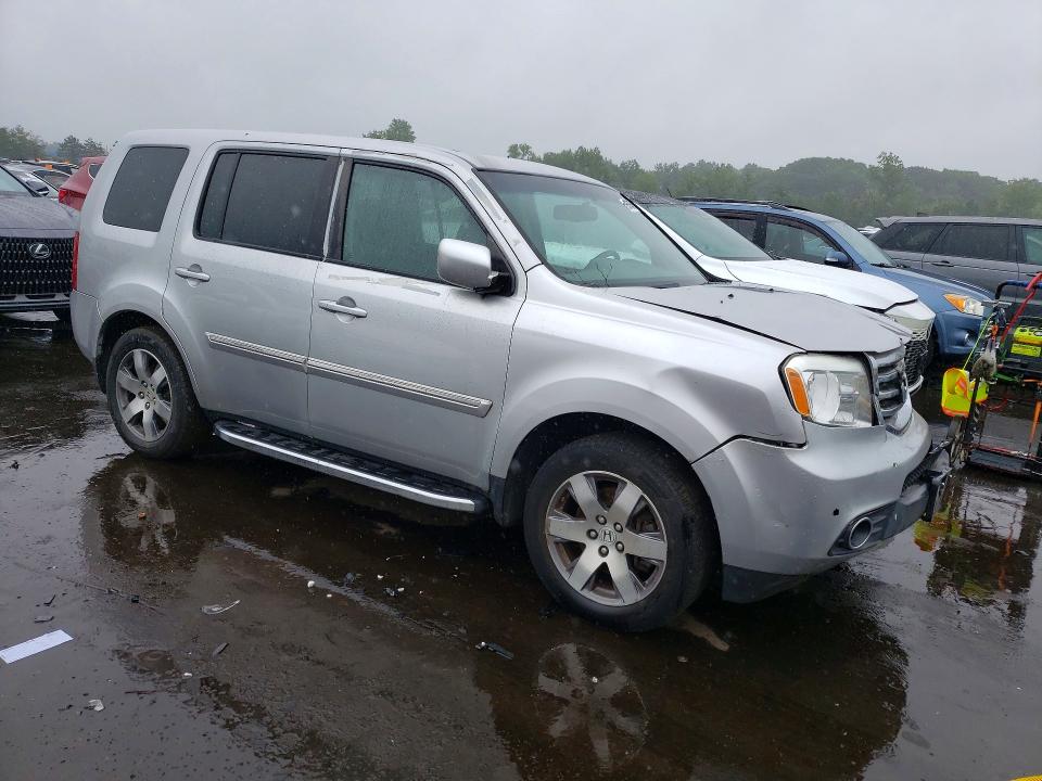 59378356 :رقم المزاد ، 5FNYF4H96FB043747 vin ، 2015 Honda Pilot مزاد بيع