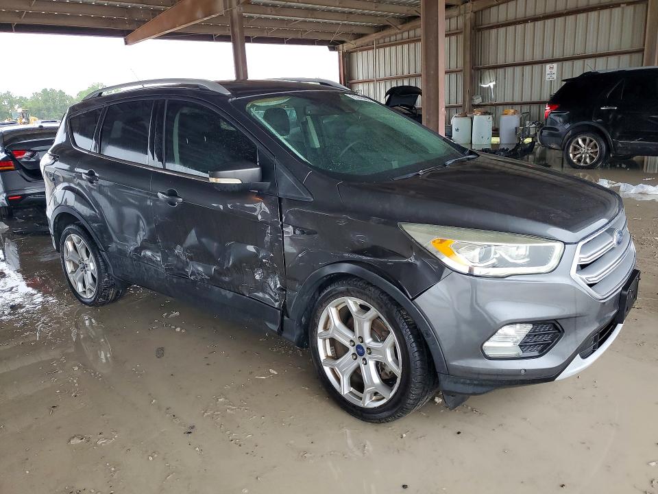 2017 Ford Escape მანქანა იყიდება აუქციონზე, vin: 1FMCU0J99HUB42703, აუქციონის ნომერი: 61245856