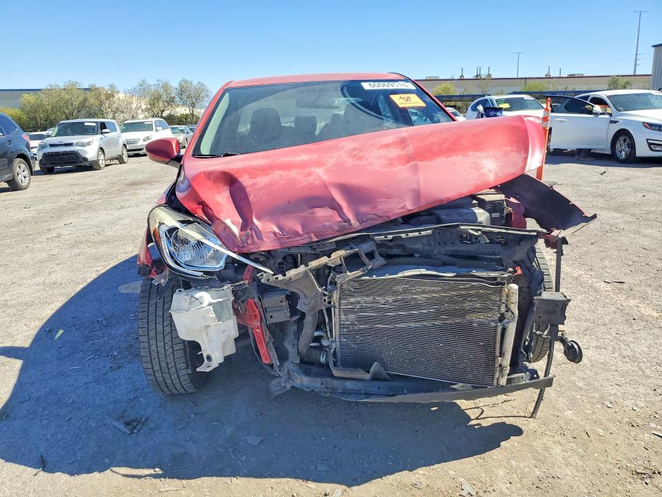 60069516 :رقم المزاد ، KMHCT4AE8FU886958 vin ، 2015 Hyundai Accent مزاد بيع