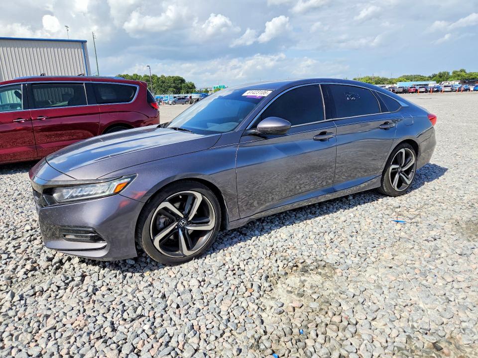 Auction sale of the 2019 Honda Accord, vin: 1HGCV1F3XKA103124, lot number: 61423106