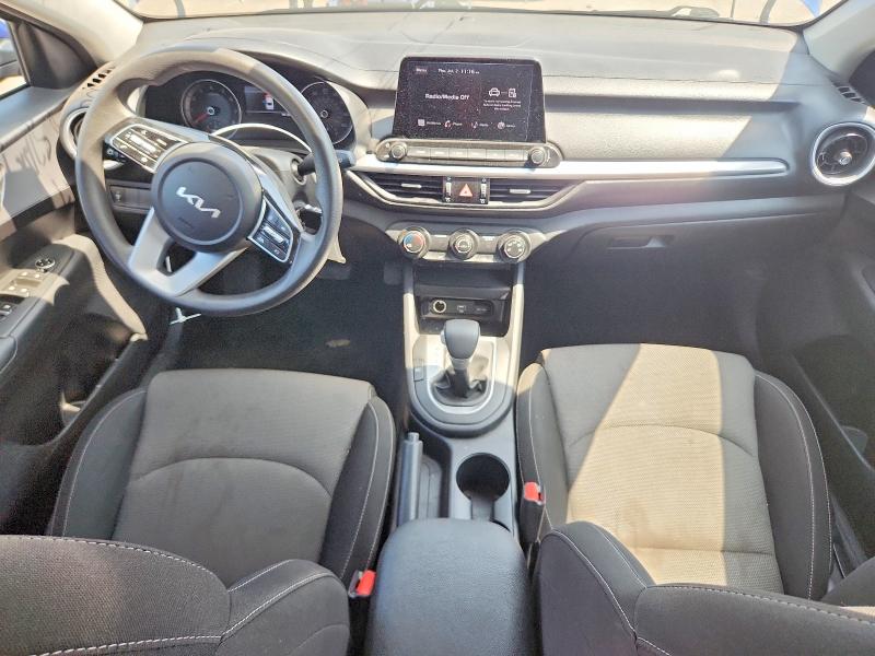 2023 Kia Forte მანქანა იყიდება აუქციონზე, vin: 3KPF24AD8PE626703, აუქციონის ნომერი: 59788546