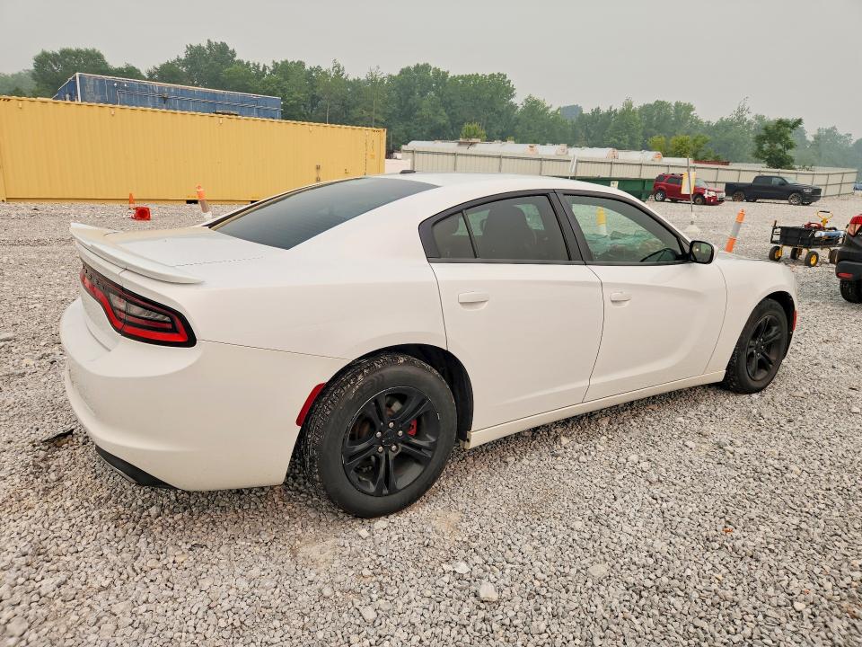 2015 Dodge Charger მანქანა იყიდება აუქციონზე, vin: 2C3CDXBG5FH843902, აუქციონის ნომერი: 61484876