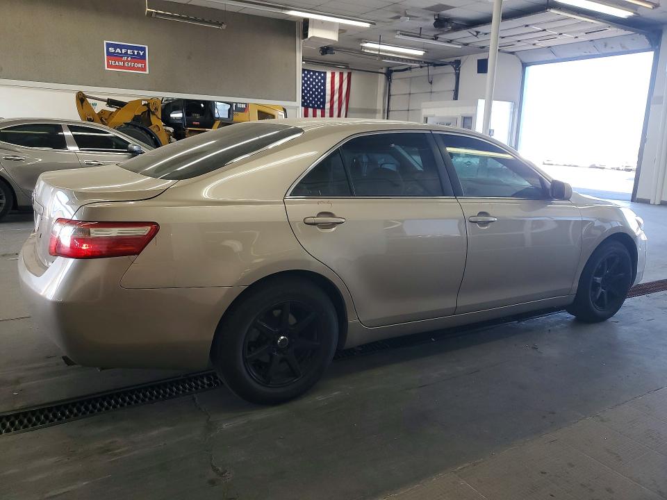 61011256 :رقم المزاد ، 4T4BE46K99R073465 vin ، 2009 Toyota Camry مزاد بيع