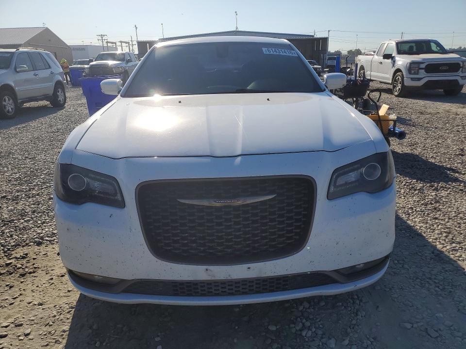 Auction sale of the 2016 Chrysler 300, vin: 2C3CCAGG4GH274308, lot number: 61431416