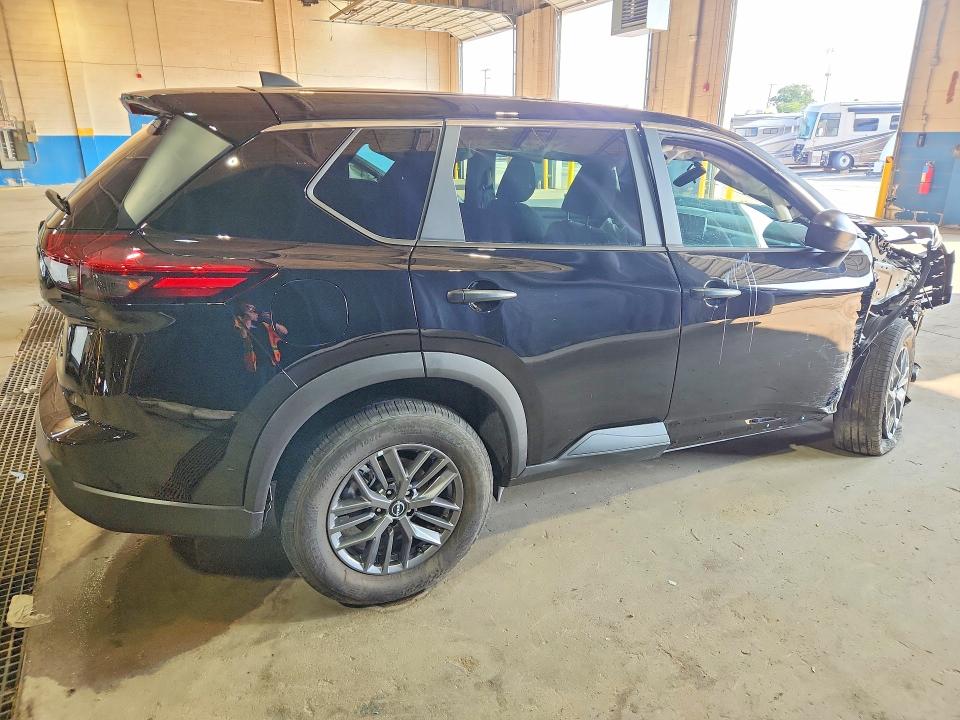 85769705 :رقم المزاد ، 5N1BT3AB7TC815490 vin ، 2026 Nissan Rogue مزاد بيع