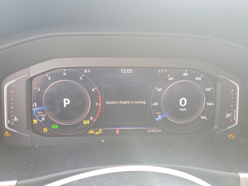 53575626 :رقم المزاد ، 1V2JE2CA3NC211400 vin ، 2022 Volkswagen Atlas Cross Sport مزاد بيع