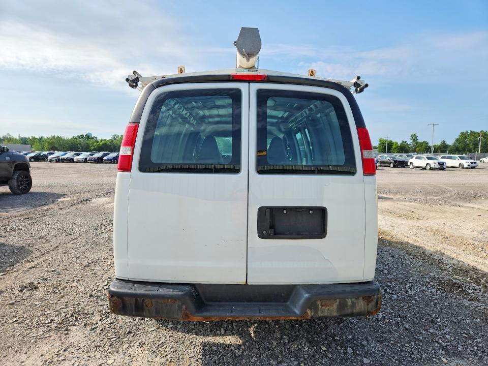 2017 Chevrolet Express 2500 მანქანა იყიდება აუქციონზე, vin: 1GCWGAFFXH1302103, აუქციონის ნომერი: 57869916