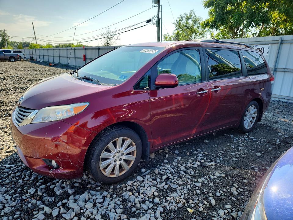 2014 Toyota Sienna მანქანა იყიდება აუქციონზე, vin: 5TDDK3DC5ES078618, აუქციონის ნომერი: 63250256