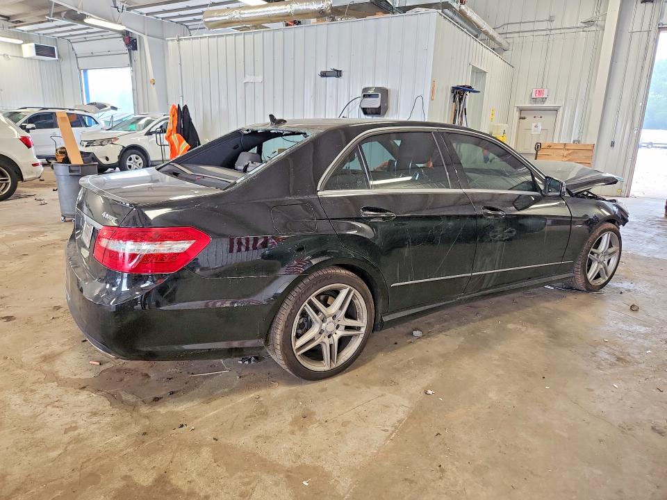 2012 Mercedes-benz E მანქანა იყიდება აუქციონზე, vin: WDDHF8JB7CA564426, აუქციონის ნომერი: 61139856
