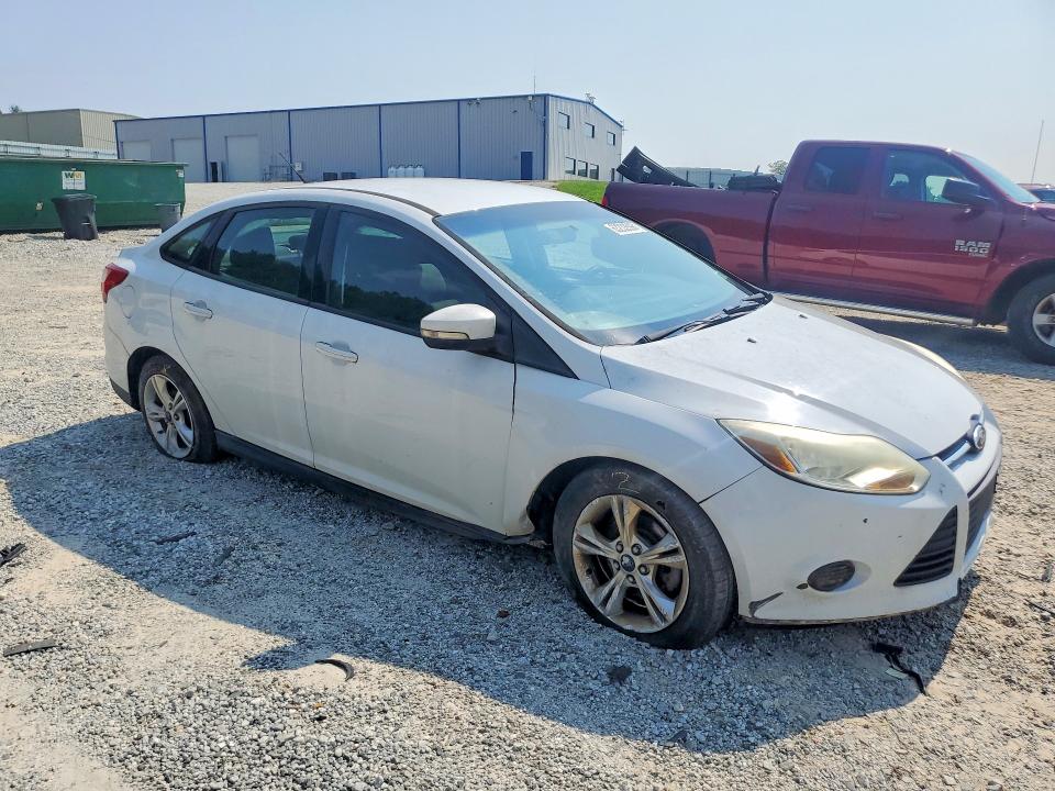 Продажа на аукционе авто 2013 Ford Focus, vin: 1FADP3F28DL379993, номер лота: 63233596
