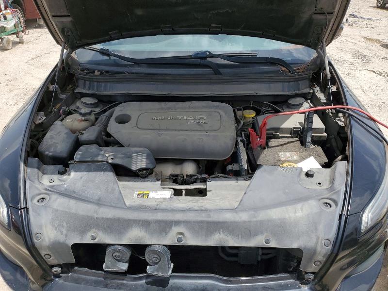 61782666 :رقم المزاد ، 1C4PJLDBXHW521812 vin ، 2017 Jeep Cherokee مزاد بيع