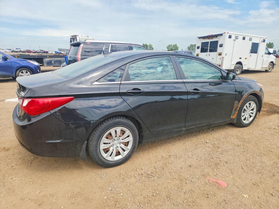 61763766 :رقم المزاد ، 5NPEB4AC8BH257851 vin ، 2011 Hyundai Sonata مزاد بيع