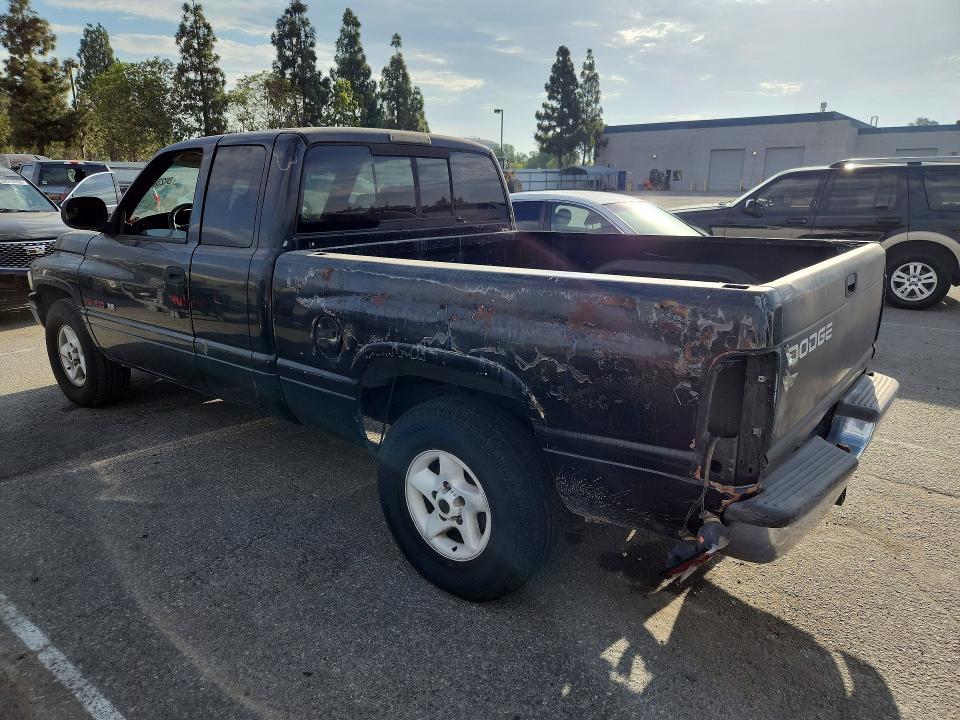 Продаж на аукціоні авто 1998 Dodge Ram 1500, vin: 1B7HC13Y8WJ210401, номер лоту: 60236816