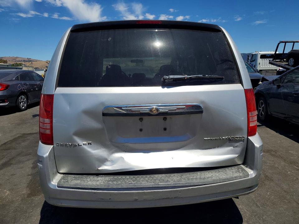 61942226 :رقم المزاد ، 2A4RR5D12AR450683 vin ، 2010 Chrysler Town & Country مزاد بيع