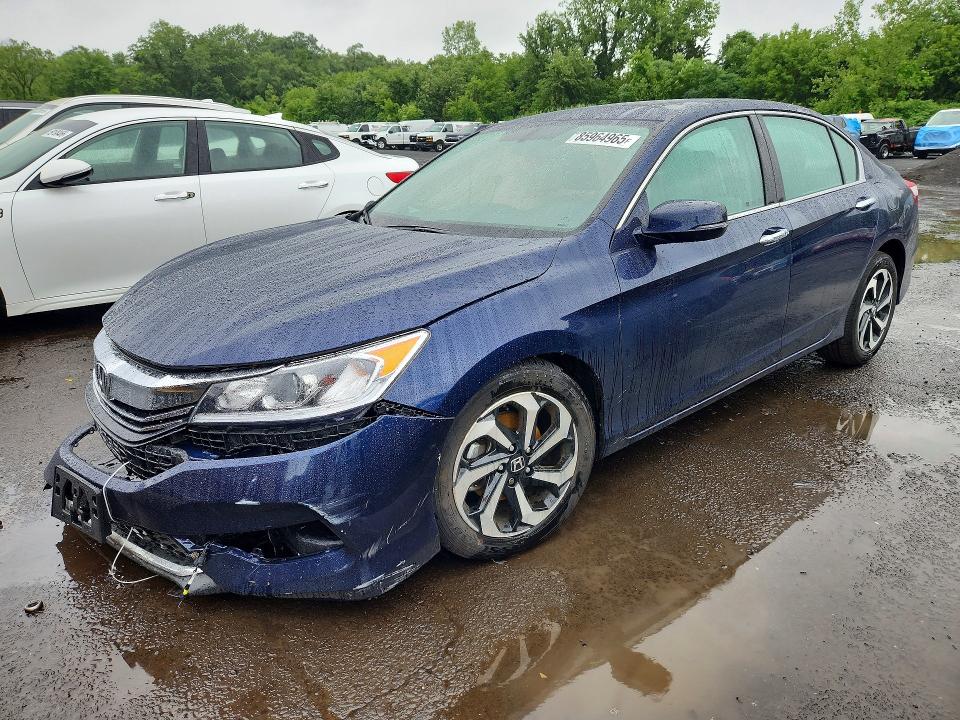 85964965 :رقم المزاد ، 1HGCR3F84HA024147 vin ، 2017 Honda Accord مزاد بيع