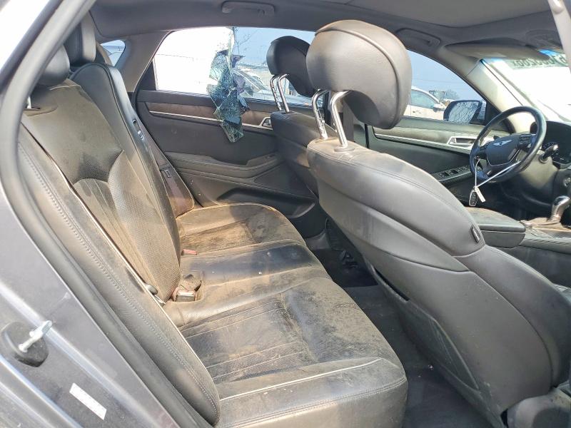 61605266 :رقم المزاد ، KMHGN4JE2FU102995 vin ، 2015 Hyundai Genesis مزاد بيع