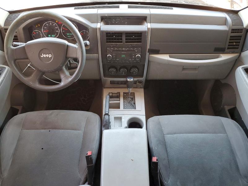 60032976 :رقم المزاد ، 1J8GN28K28W284217 vin ، 2008 Jeep Liberty مزاد بيع