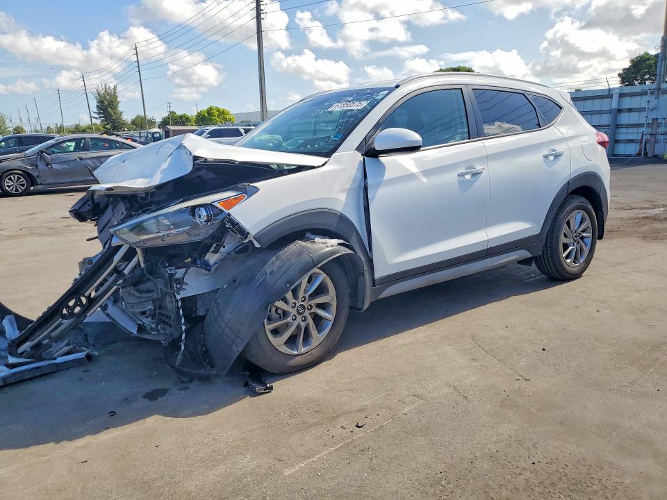 Продажа на аукционе авто 2018 Hyundai Tucson, vin: KM8J33A41JU744792, номер лота: 61850576