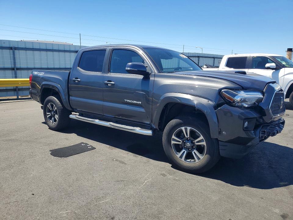 2018 Toyota Tacoma მანქანა იყიდება აუქციონზე, vin: 3TMCZ5AN3JM168207, აუქციონის ნომერი: 59280626
