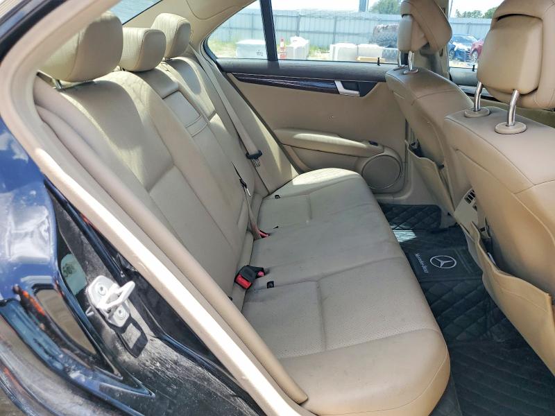60290456 :رقم المزاد ، WDDGF4HB4DR271032 vin ، 2013 Mercedes-benz C مزاد بيع