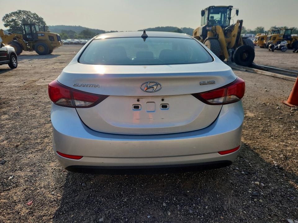 Продажа на аукционе авто 2015 Hyundai Elantra, vin: KMHDH4AE5FU342147, номер лота: 62068886