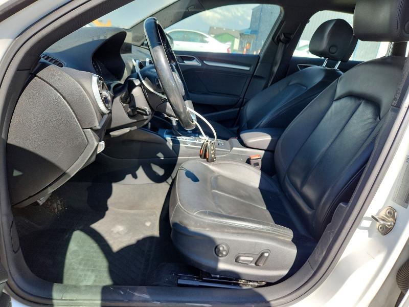 62034956 :رقم المزاد ، WAUUPBFF0HA044717 vin ، 2017 Audi A3 مزاد بيع