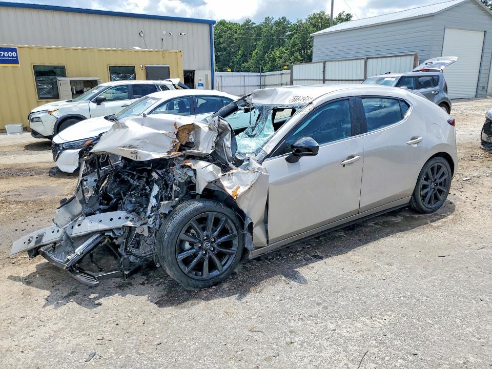 61139266 :رقم المزاد ، JM1BPAKLXT1857586 vin ، 2026 Mazda 3 مزاد بيع