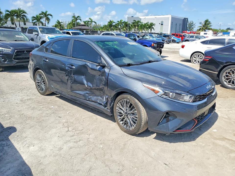 2024 Kia Forte მანქანა იყიდება აუქციონზე, vin: 3KPF54AD4RE771649, აუქციონის ნომერი: 62071656