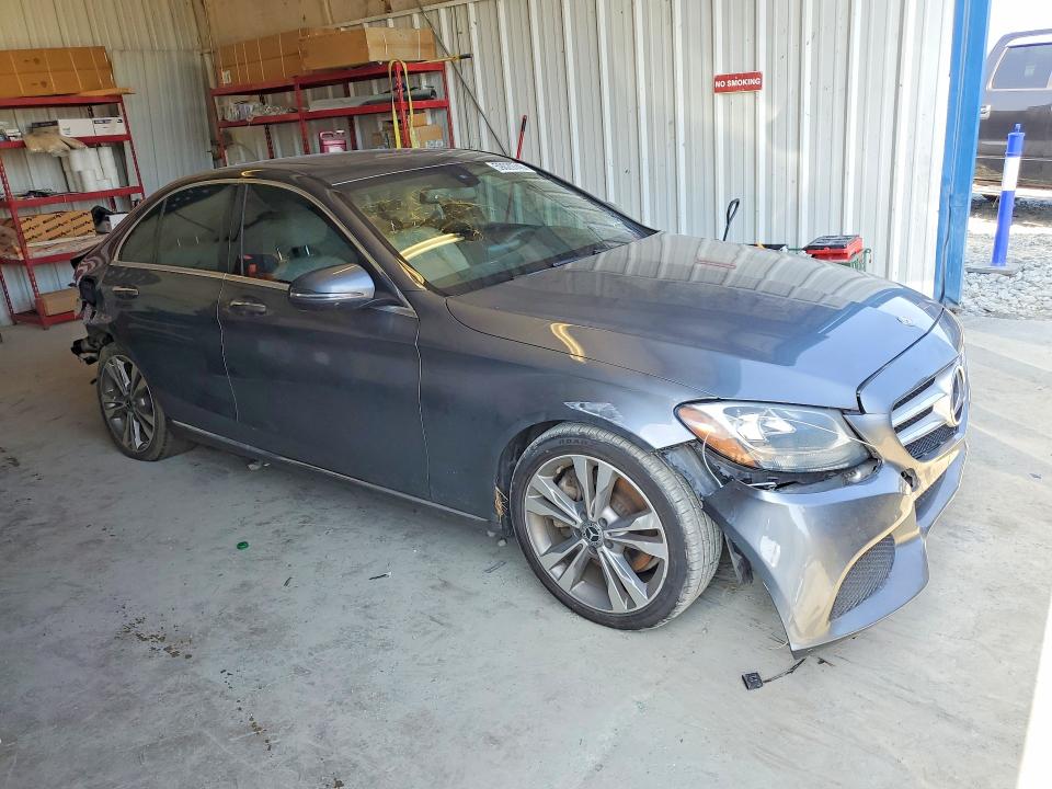 2018 Mercedes-benz C მანქანა იყიდება აუქციონზე, vin: 55SWF4JB8JU241418, აუქციონის ნომერი: 59029746