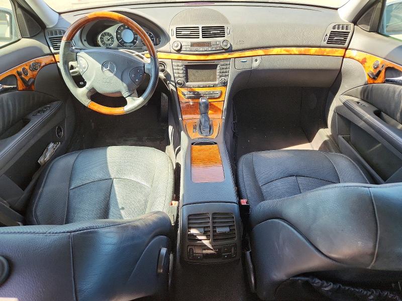 61048196 :رقم المزاد ، WDBUF70J56A832596 vin ، 2006 Mercedes-benz E مزاد بيع