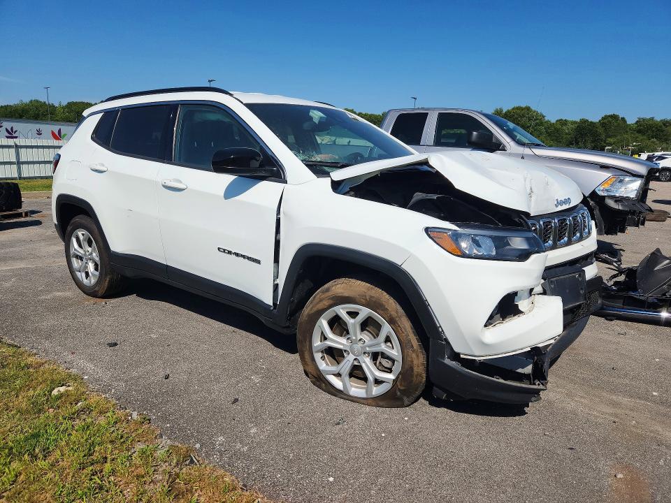 61298376 :رقم المزاد ، 3C4NJDBN9RT138607 vin ، 2024 Jeep Compass مزاد بيع