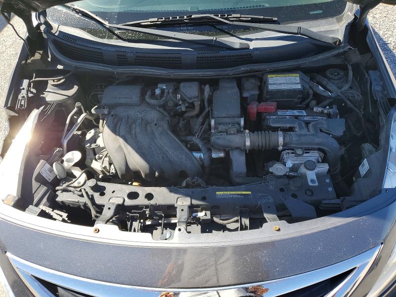63387036 :رقم المزاد ، 3N1CN7AP1JL851606 vin ، 2018 Nissan Versa مزاد بيع